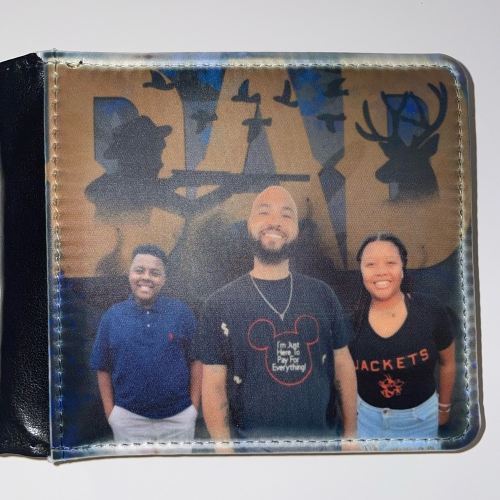 Custom Photo Wallet - Picture 4 of 5